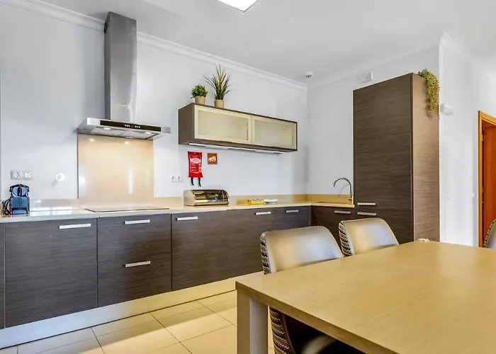 Vale Da Ribeira 2bdr House W/ Pool By Lovelystay Apartamento Portimão