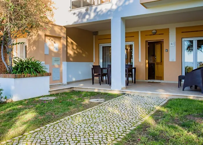 Apartment Vale Da Ribeira 2bdr House W/ Pool By Lovelystay