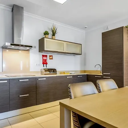 Vale Da Ribeira 2bdr House W/ Pool By Lovelystay Apartament Portimão
